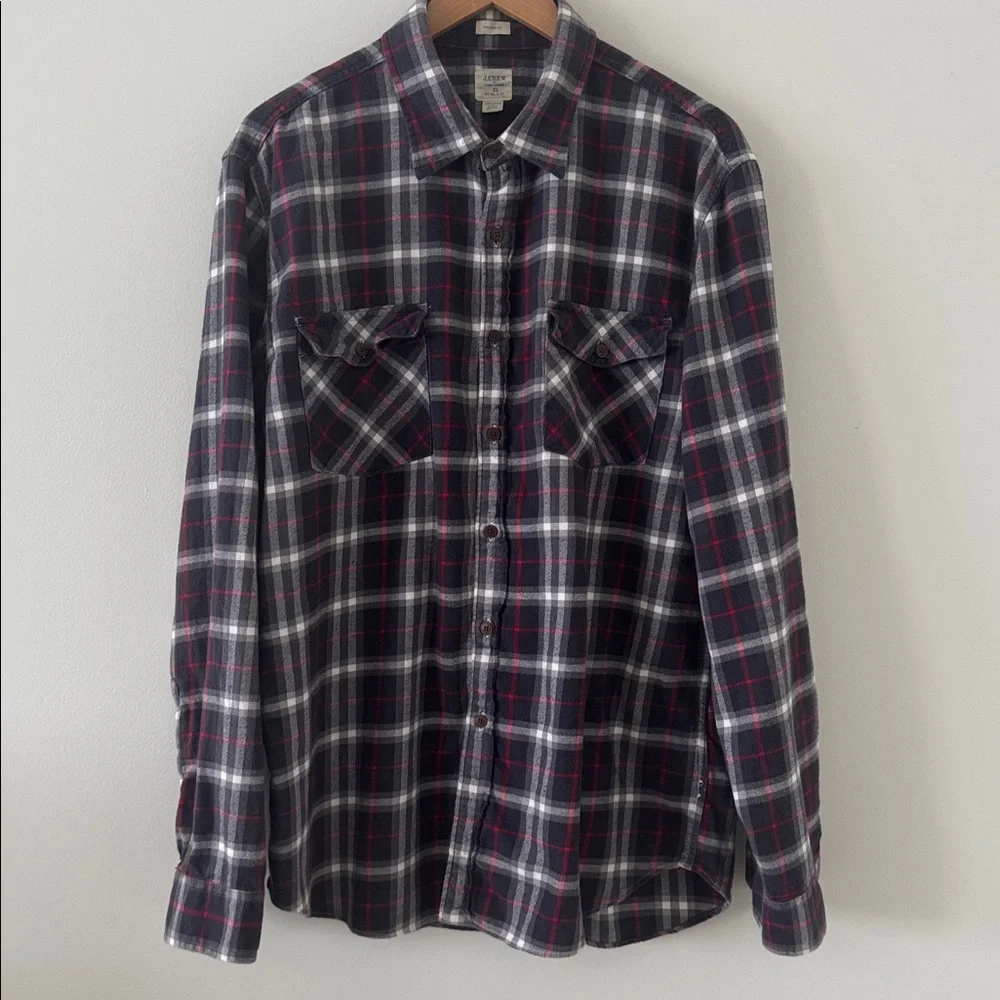J.Crew Flannel Men’s XL Plaid Button Front Cotton Shirt‎ Gray Burgundy